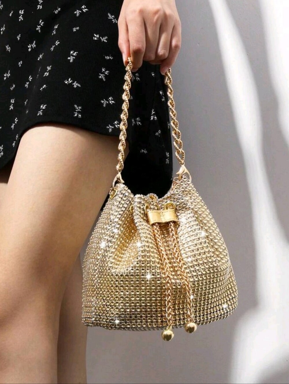 Women Glamourous Gold Flashy Formal Date Night Party Strap Bag - Picture 2 of 6